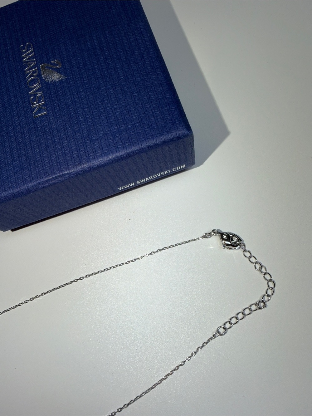 NEW SWAROVSKI VINTAGE SET DROP SHAPE DARK BLUE CRYSTAL NECKLACE AND EARRINGS - Picture 8 of 13